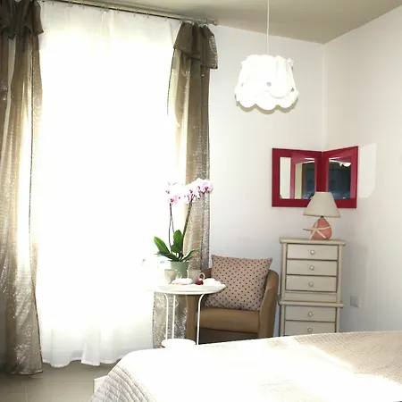 Sole Apartment *