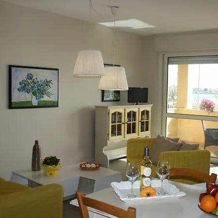 Apartment Sole